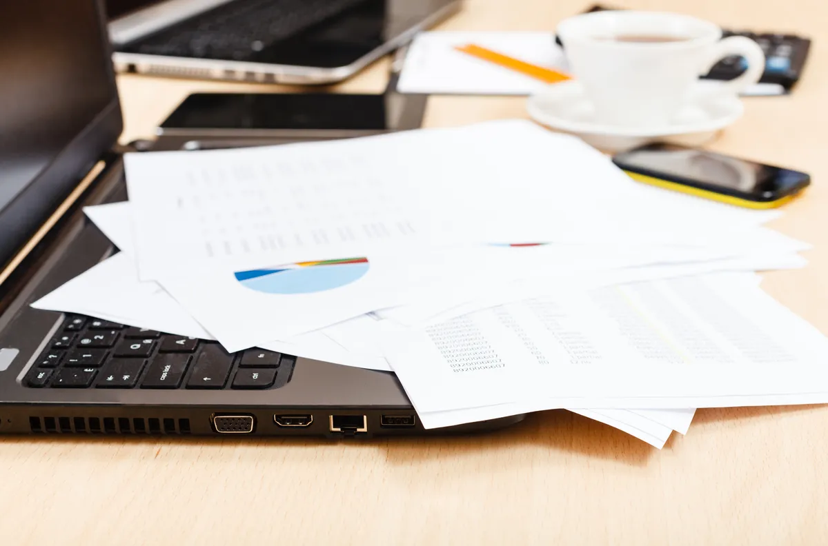 Jak zmienić formę prawną działalności gospodarczej? Przekształcenie JDG w spółkę z o.o., podatki i ZUS